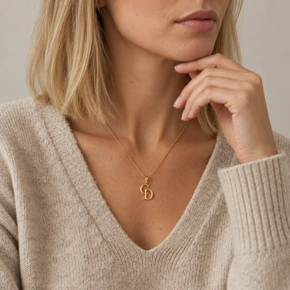 Collana con 2 iniziali intrecciate