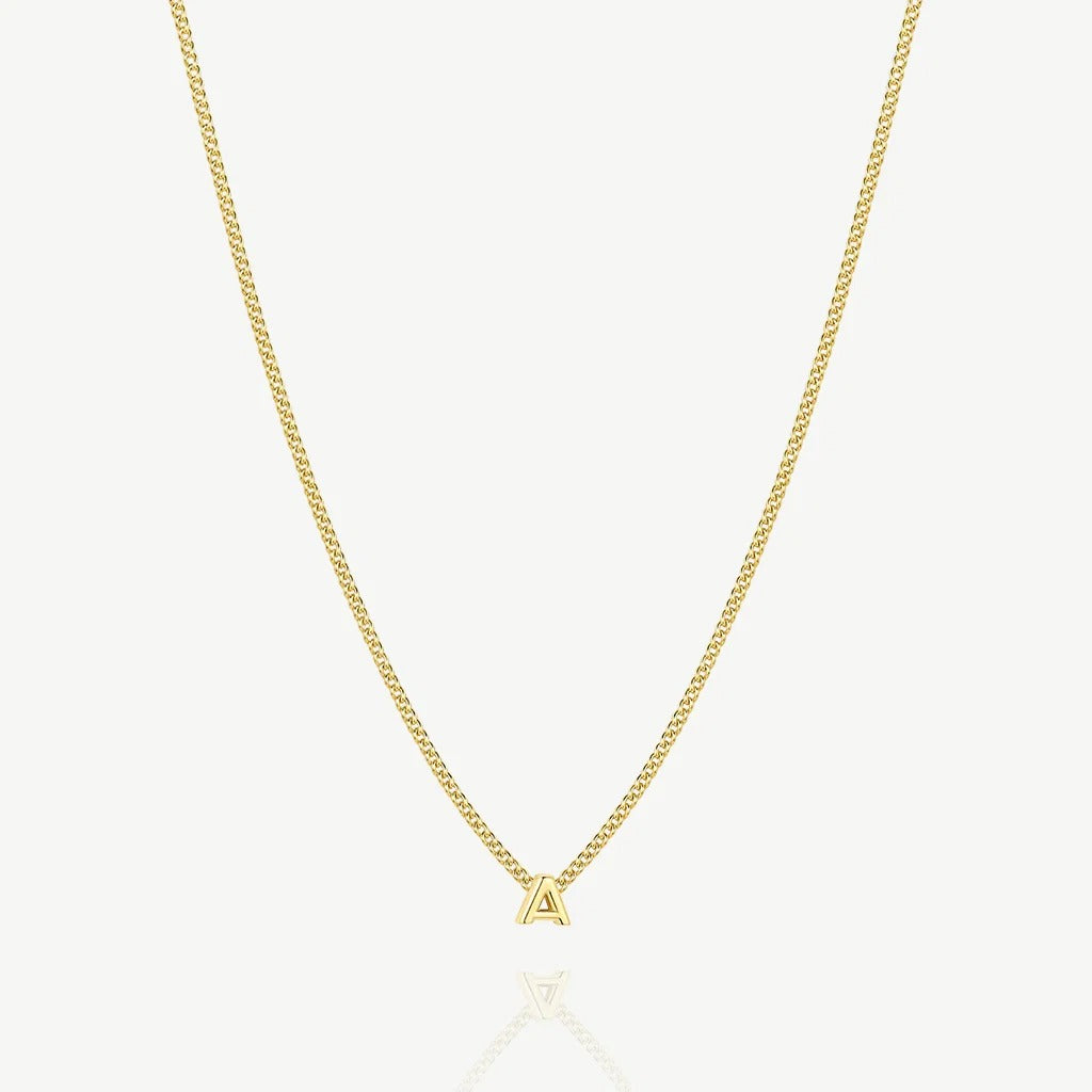 Collana con iniziale A — Oro