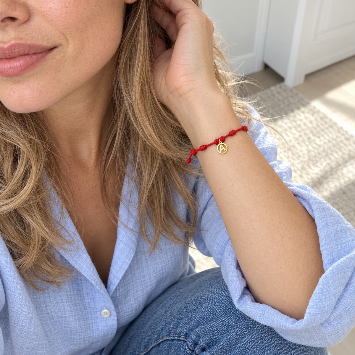 Bracciale Rosso 7 Nodi — Iniziale A, selfie iPhone