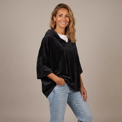 Pull-Poncho in Velluto Oversize con Cappuccio